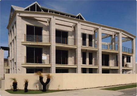 Platinum Suites - Accommodation Nelson Bay 0