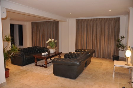 Platinum Suites - Accommodation Nelson Bay 2
