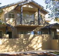 Falls Mountain Retreat - Accommodation Nelson Bay