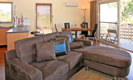 Anglesea Overboard Seaside Cottage - Accommodation Nelson Bay 5