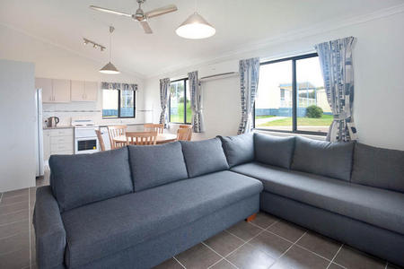 Surfbeach Holiday Park - Nelson Bay Accommodation.com 1