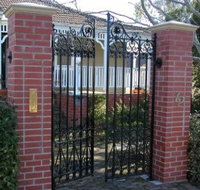 Gates Cottage Bed  Breakfast - Accommodation Nelson Bay