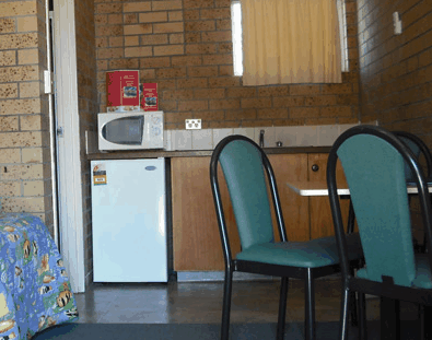 Dragon & Phoenix Motel - Nelson Bay Accommodation.com 4