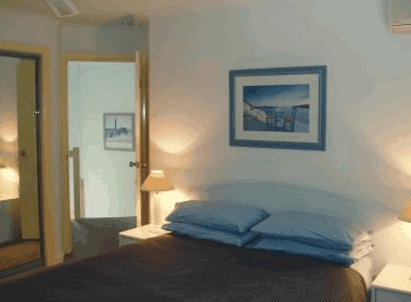 Breakers Apartments Mollymook - Accommodation Nelson Bay 4