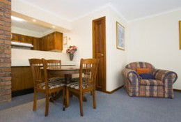 Pacific Apartments - Accommodation Nelson Bay 2