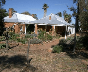 Avondale Discovery Farm - Accommodation Nelson Bay