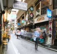 Melbourne By Foot