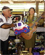 Paddys Market - Accommodation Nelson Bay 2