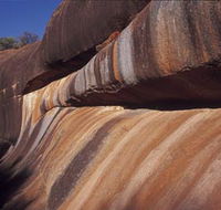 Elachbutting Rock - Accommodation Nelson Bay