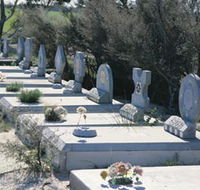 Corrigin Dog Cemetery - Accommodation Nelson Bay