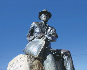 Paddy Hannans Statue - Accommodation Nelson Bay 0