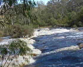 Moons Crossing - Accommodation Nelson Bay 0
