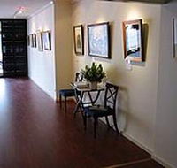 Peter Walker Fine Art - Accommodation Nelson Bay