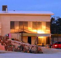 Mt Surmon Wines - Scarlattis Gallery - Accommodation Nelson Bay