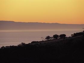 Freycinet Trail - Accommodation Nelson Bay 0