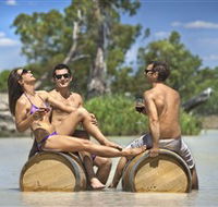 Caudo Vineyard Cellar Door - Accommodation Nelson Bay