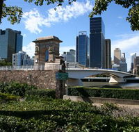 Former Victoria Bridge Abutment Memorial - Accommodation Nelson Bay