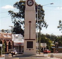 Goomeri War Memorial Clock - Accommodation Nelson Bay