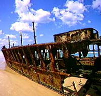 Maheno Shipwreck - Accommodation Nelson Bay