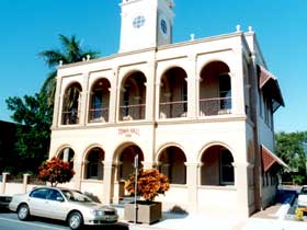 Mackay Town Hall - Accommodation Nelson Bay 0
