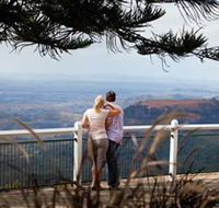 Picnic Point Lookout And Parkland - Accommodation Nelson Bay