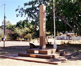 Mount Isa Memorial Cenotaph - Accommodation Nelson Bay 0