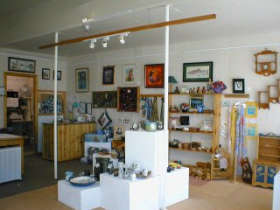 Great Alpine Gallery - Accommodation Nelson Bay 0