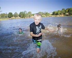 Lake Sambell Reserve - Accommodation Nelson Bay 0