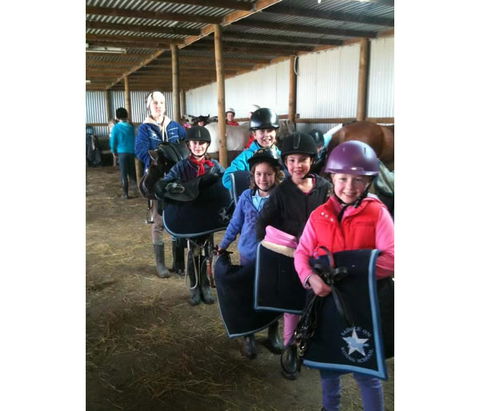 Saddle On Riding School - Accommodation Nelson Bay 8