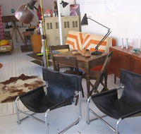 Retro on Regent - Accommodation Nelson Bay