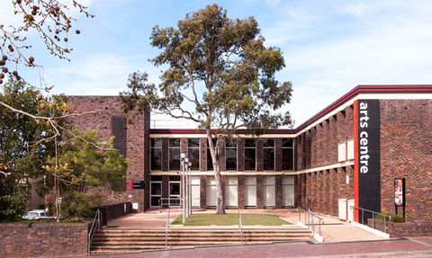 Shoalhaven City Arts Centre - Accommodation Nelson Bay 0