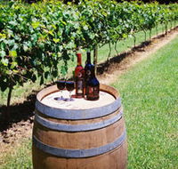 Cedar Creek Estate Vineyard and Winery - Accommodation Nelson Bay
