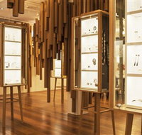 e.g.etal Contemporary Jewellery and Objects