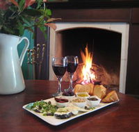 Ambermere Inn - EST 1845 - Accommodation Nelson Bay