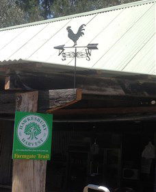Canoelands Orchard - Accommodation Nelson Bay 3