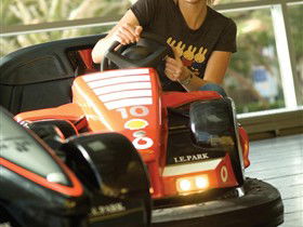 The Beachouse - Accommodation Nelson Bay 2