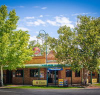 Crown Hotel Wentworth - Accommodation Nelson Bay