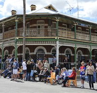 Mirrool Royal Hotel - Accommodation Nelson Bay