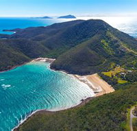 Basil Bay on Keswick Island - Accommodation Nelson Bay