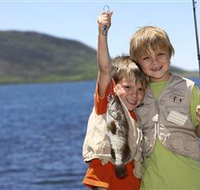 Fishing on Keswick Island - Accommodation Nelson Bay