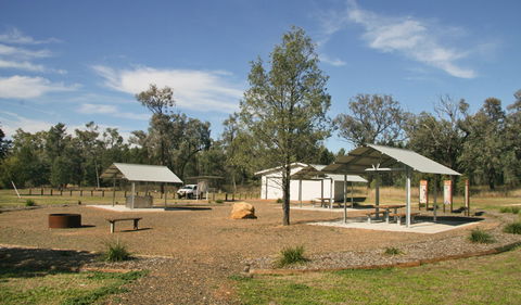 Terry Hie Hie Picnic Area - Accommodation Nelson Bay 3