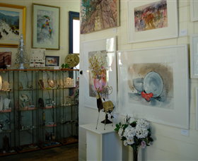 Jayes Gallery And Cafe - Accommodation Nelson Bay 7