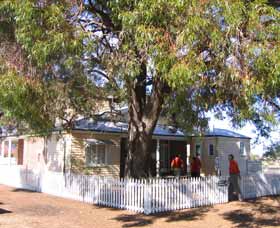 Lake Grace ACT Accommodation Nelson Bay