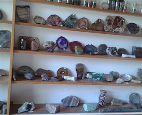 Beechworth Stoneage Gems - Accommodation Nelson Bay 1