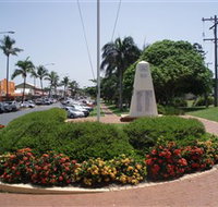 Yeppoon War Memorial - Accommodation Nelson Bay