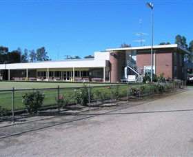 Holbrook Returned Servicemens Club - Accommodation Nelson Bay 1