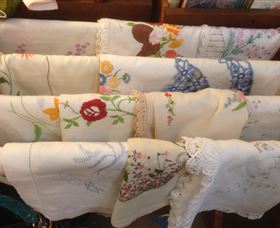 Mountain Blue Vintage Linen - Accommodation Nelson Bay 3