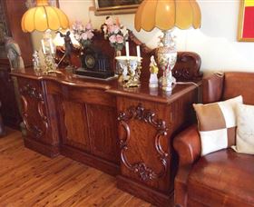 Peachtree Antiques - Accommodation Nelson Bay 2