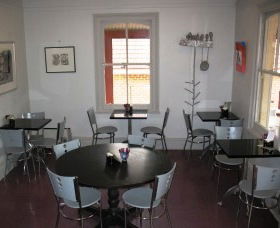 Ben Roberts Cafe And Gallery - Accommodation Nelson Bay 1