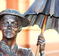 Mary Poppins Statue - Accommodation Nelson Bay